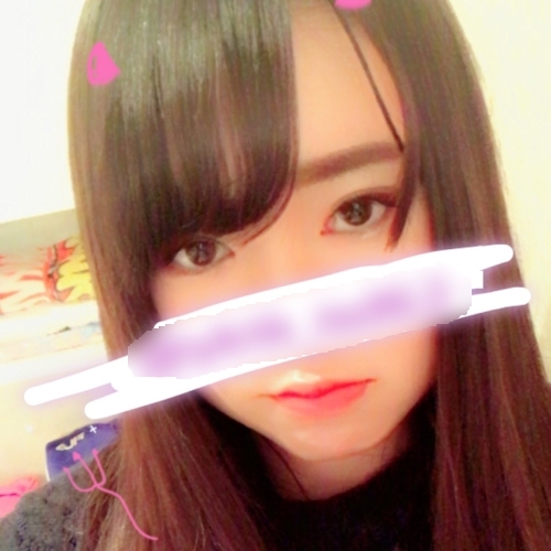 巨乳な美人女子大生が自分撮りして裏垢にアップしていたヌード画像